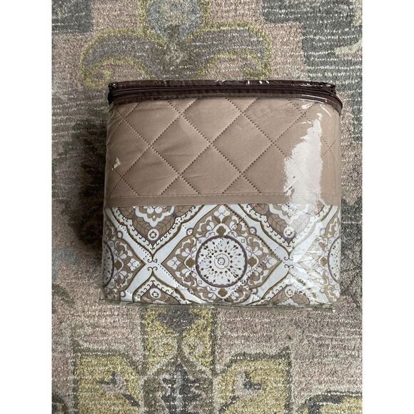 Sofa Furniture Cover Protector - Picture 4 of 5